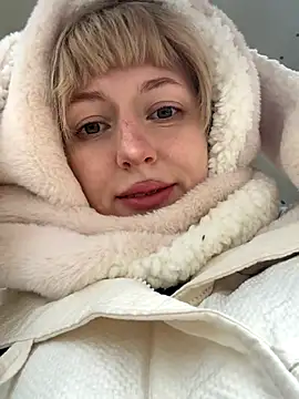 RonnieKiss online show from October 2025 04:57:02 AM