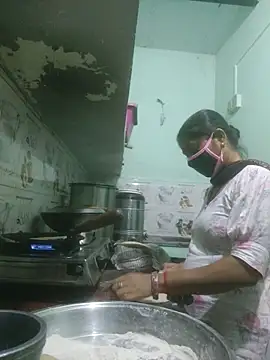 Cute-Charvii online show from November 2025 12:50:02 PM