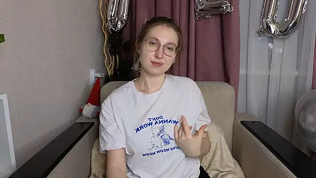 Snapshot of DaliaRadtke chatting on March 2026 07:16:02 PM DaliaRadtke online show from March 2026 07:16:02 PM