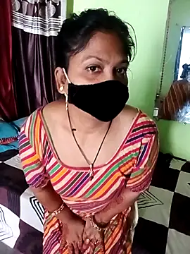 Snapshot of Mona_darling21 chatting on October 2025 08:14:02 AM Mona darling21 online show from October 2025 08:14:02 AM