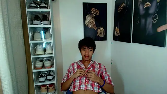 jayxxxlovescock online show from October 2025 05:00:01 PM