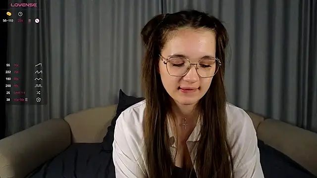 vivyboo111 online show from September 2025 08:21:01 PM