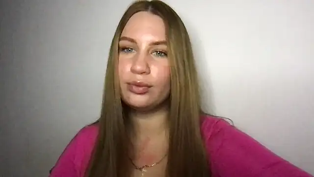 goodgirl2332 online show from September 2025 08:23:02 PM