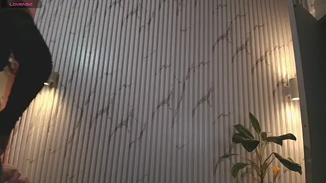 Missdionne curly online show from September 2025 11:15:02 AM