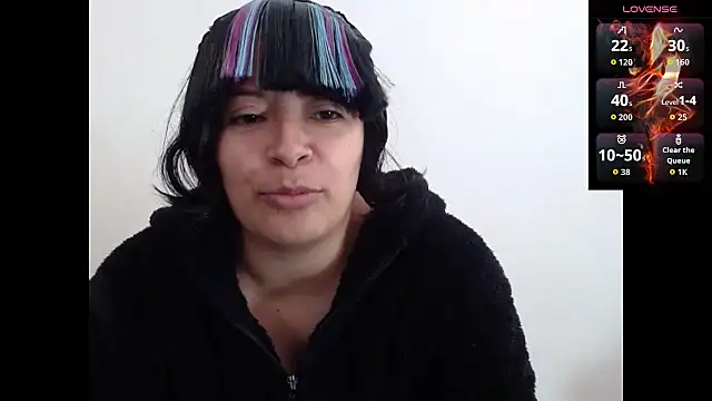 Acelinrose online show from October 2025 03:35:02 PM