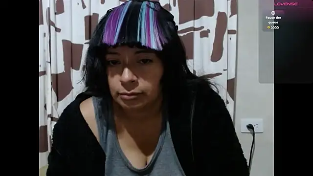 Acelinrose online show from July 2026 01:43:02 AM
