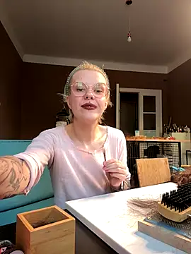 tacodeluxxxe online show from October 2025 03:34:01 PM