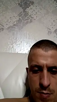 Snapshot of Adidas7217 chatting on November 2025 11:10:01 PM Adidas7217 online show from November 2025 11:10:01 PM