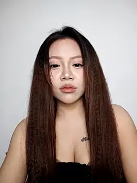 -Bianca- online show from November 2025 03:01:01 PM