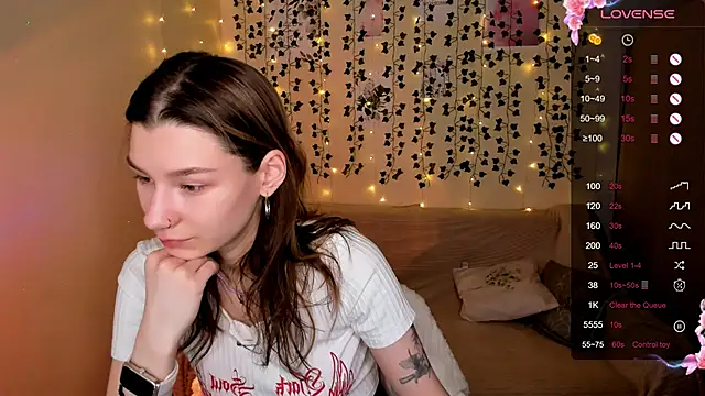 LinaBlossom  online show from November 2025 08:48:01 AM