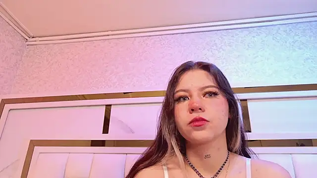 Snapshot of samanthaa_sm chatting on February 2026 12:01:02 PM samanthaa sm online show from February 2026 12:01:02 PM