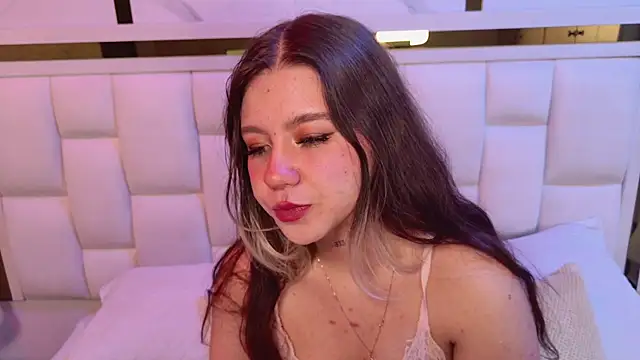 Snapshot of samanthaa_sm chatting on February 2026 11:40:01 AM samanthaa sm online show from February 2026 11:40:01 AM