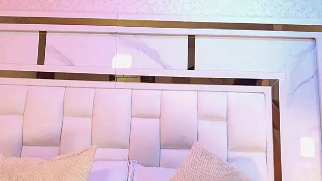 Snapshot of samanthaa_sm chatting on February 2026 11:44:01 AM samanthaa sm online show from February 2026 11:44:01 AM