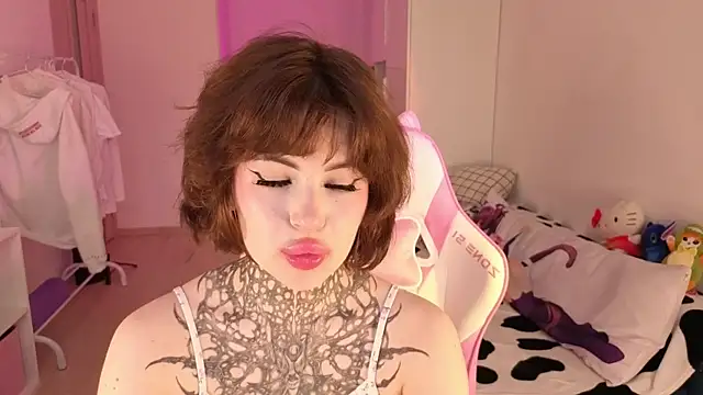 Snapshot of Eva_Sonic chatting on May 2026 03:04:02 AM Eva Sonic online show from May 2026 03:04:02 AM