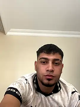 Snapshot of astoperaa chatting on September 2025 01:45:01 PM astoperaa online show from September 2025 01:45:01 PM