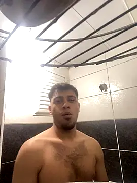 Snapshot of astoperaa chatting on October 2025 05:43:01 PM astoperaa online show from October 2025 05:43:01 PM