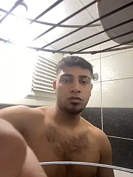 Snapshot of astoperaa chatting on October 2025 07:48:01 PM astoperaa online show from October 2025 07:48:01 PM