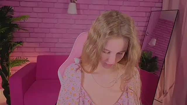 kianawhite online show from January 2026 06:28:02 AM