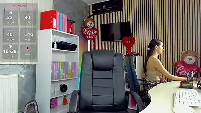 Snapshot of OfficeGirls chatting on June 2026 06:09:01 PM OfficeGirls online show from June 2026 06:09:01 PM