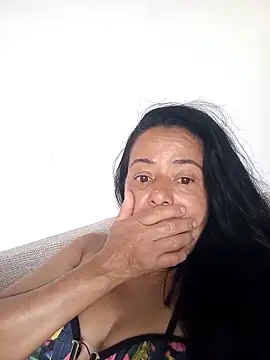 lucineia7 online show from March 2026 04:32:01 PM