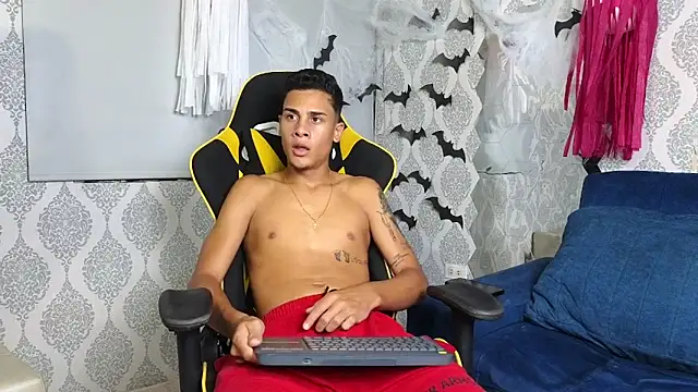 Twink davidxx online show from October 2025 09:57:01 PM