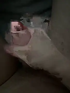 20yearsoldhere online show from February 2026 12:37:02 PM