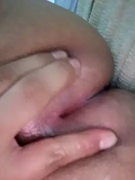 Snapshot of chikosexiii chatting on November 2025 11:58:01 PM chikosexiii online show from November 2025 11:58:01 PM