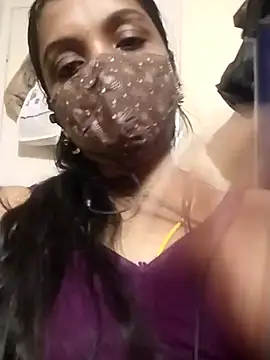 Snapshot of Tamil_Swathi chatting on October 2025 10:10:02 AM Tamil Swathi online show from October 2025 10:10:02 AM