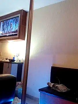 transreyna online show from November 2025 11:31:02 AM