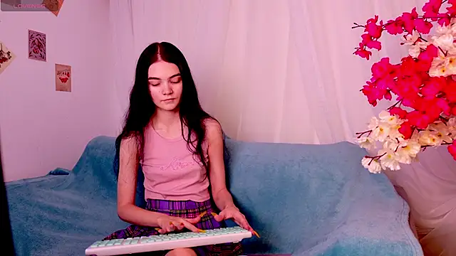  online show from October 2025 06:12:01 AM