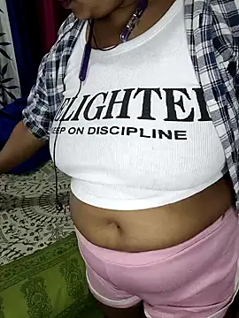 Snapshot of Deborbhavi222 chatting on December 2025 12:47:02 PM Deborbhavi222 online show from December 2025 12:47:02 PM