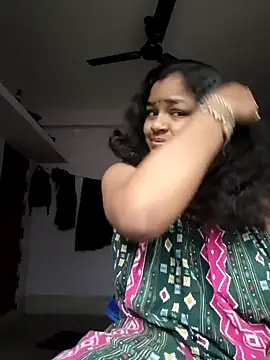 Snapshot of Deborbhavi222 chatting on December 2025 01:35:02 AM Deborbhavi222 online show from December 2025 01:35:02 AM