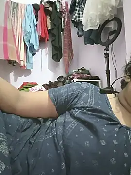 Deborbhavi222 online show from July 2026 06:12:01 PM