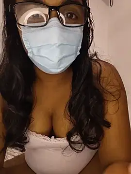 Snapshot of sexybolegirl chatting on June 2026 04:46:01 PM sexybolegirl online show from June 2026 04:46:01 PM