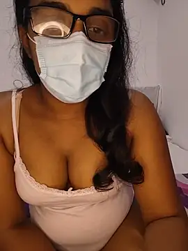 Snapshot of sexybolegirl chatting on July 2026 06:03:01 PM sexybolegirl online show from July 2026 06:03:01 PM