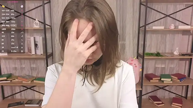 Snapshot of Crysta1Eva_ chatting on May 2026 08:26:02 PM Crysta1Eva online show from May 2026 08:26:02 PM