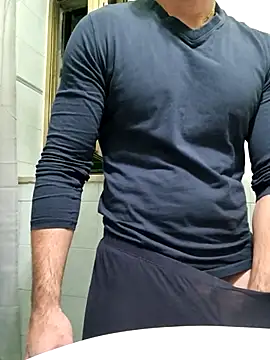 giovan2020 online show from November 2025 09:47:01 PM