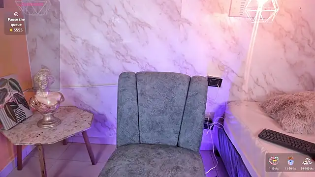 Snapshot of Lauren_smiles chatting on March 2026 01:09:01 AM Lauren smiles online show from March 2026 01:09:01 AM