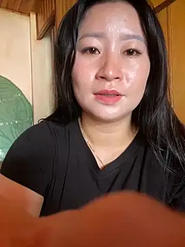 violet-00 online show from October 2025 04:02:02 AM