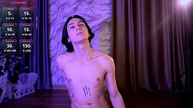 CleoStringer online show from January 2026 10:13:02 PM