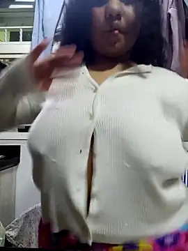 tiana evan online show from October 2025 05:15:01 AM