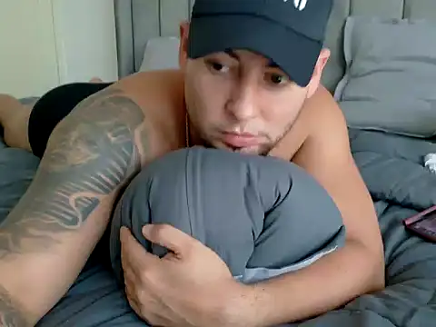 Snapshot of maximus888A chatting on October 2025 12:37:01 PM maximus888A online show from October 2025 12:37:01 PM