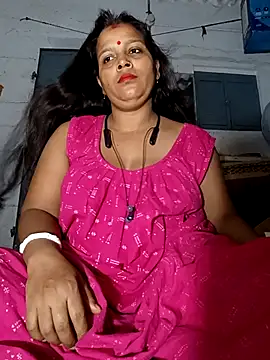 Snapshot of reya743 chatting on October 2025 04:33:01 PM reya743 online show from October 2025 04:33:01 PM