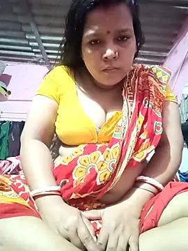 Snapshot of reya743 chatting on November 2025 11:59:01 PM reya743 online show from November 2025 11:59:01 PM