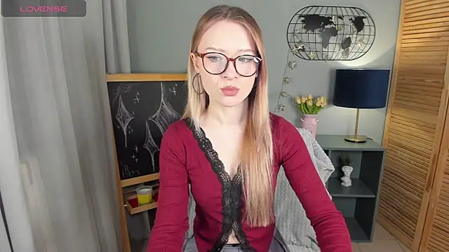 elliupp online show from April 2026 03:59:01 PM