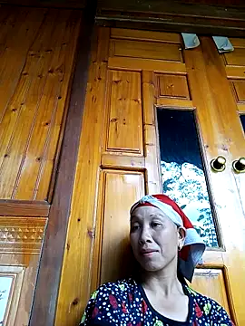 Snapshot of vtmbae chatting on September 2025 03:32:01 AM vtmbae online show from September 2025 03:32:01 AM