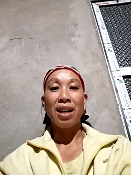 Snapshot of vtmbae chatting on September 2025 09:30:01 PM vtmbae online show from September 2025 09:30:01 PM