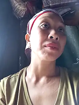 Snapshot of vtmbae chatting on October 2025 01:55:02 AM vtmbae online show from October 2025 01:55:02 AM