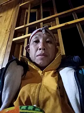 Snapshot of vtmbae chatting on November 2025 08:22:02 PM vtmbae online show from November 2025 08:22:02 PM