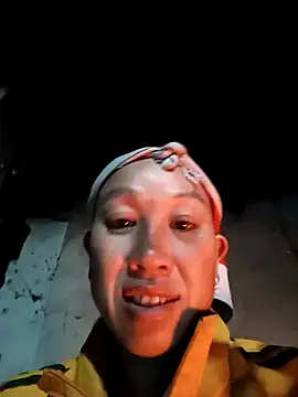 Snapshot of vtmbae chatting on November 2025 10:47:02 PM vtmbae online show from November 2025 10:47:02 PM